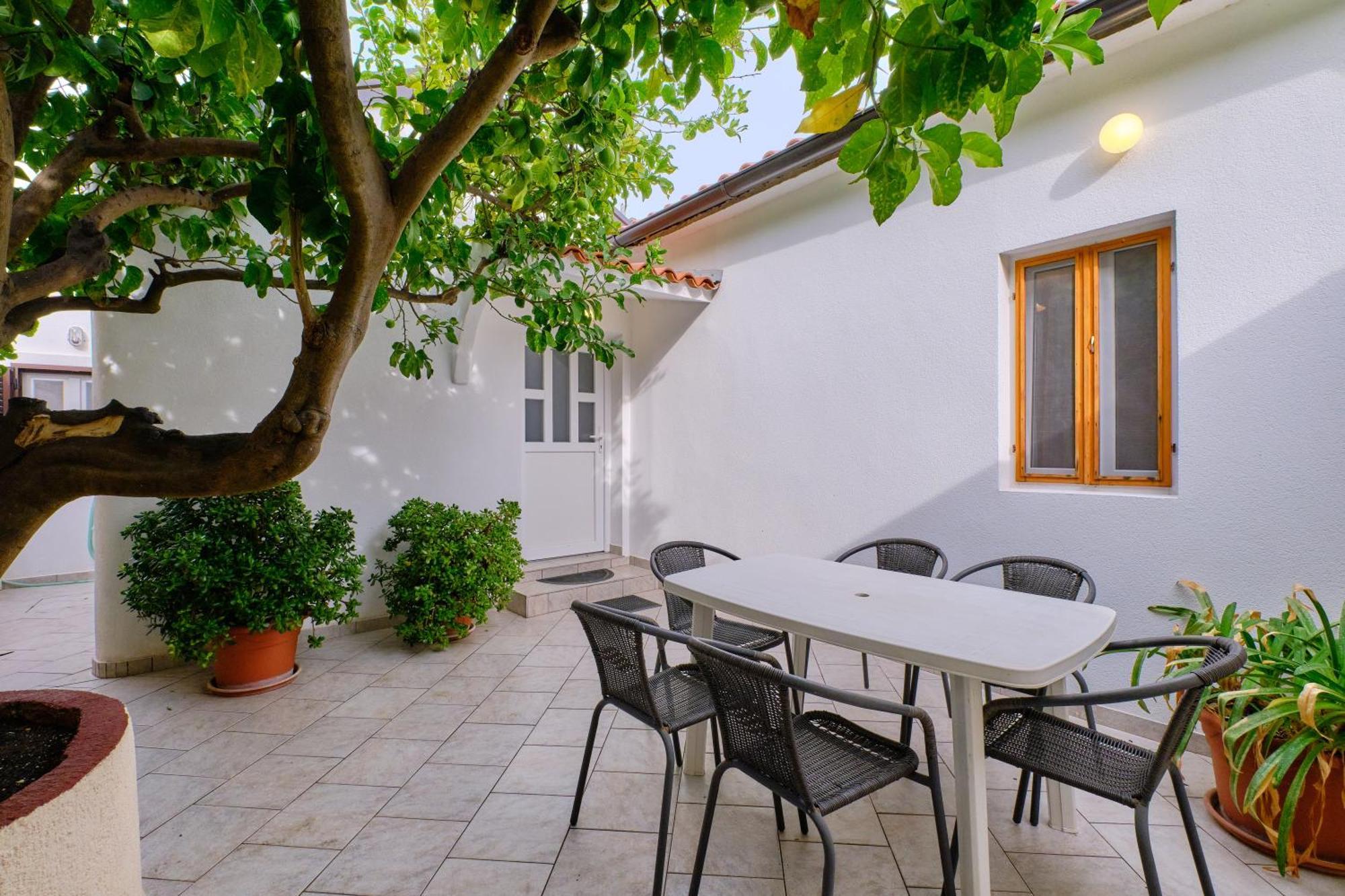 Apartments Antonella Veli Lošinj Dış mekan fotoğraf